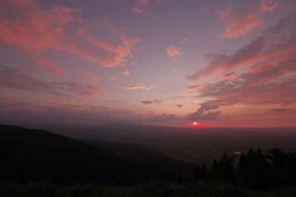 散居村の夕景の作例写真