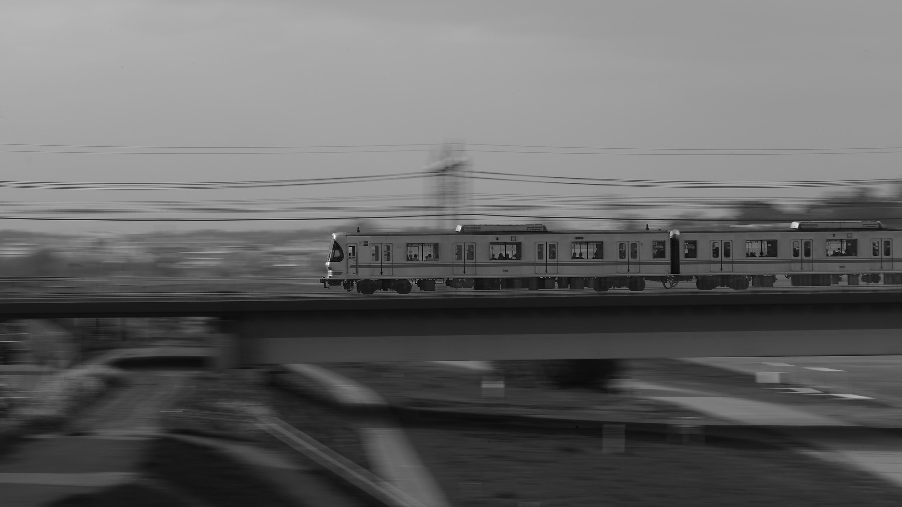 東急電鉄 9815 （東急9000系）を流し撮りの作例写真